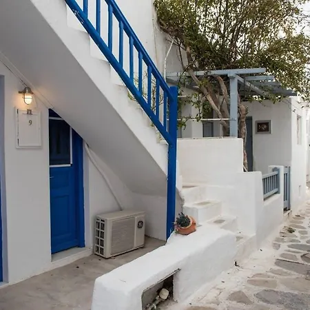 Cute Mykonos Downtown Apartment